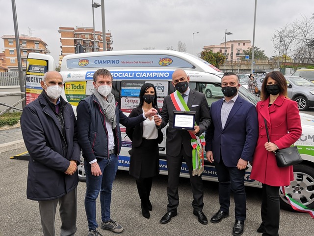 Comunicato Stampa del Comune di Ciampino - Consegnato il Pulmino Amico, Boccali: "Non esiste civiltà senza inclusività!" Comunicato Stampa del Comune di Ciampino - Consegnato il Pulmino Amico, Boccali: "Non esiste civiltà senza inclusività!"