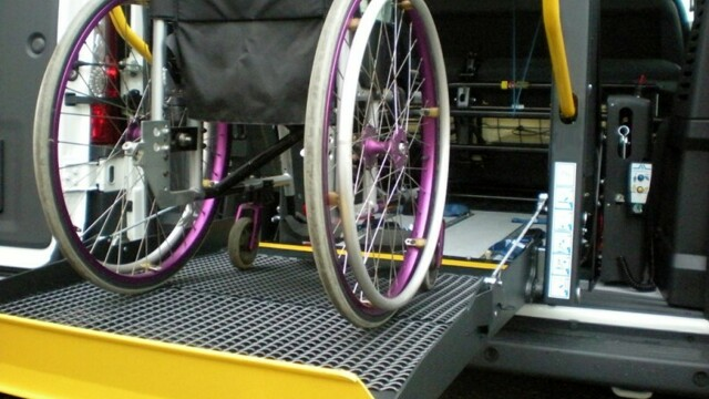 Scuola, al via il servizio di trasporto per studenti disabili