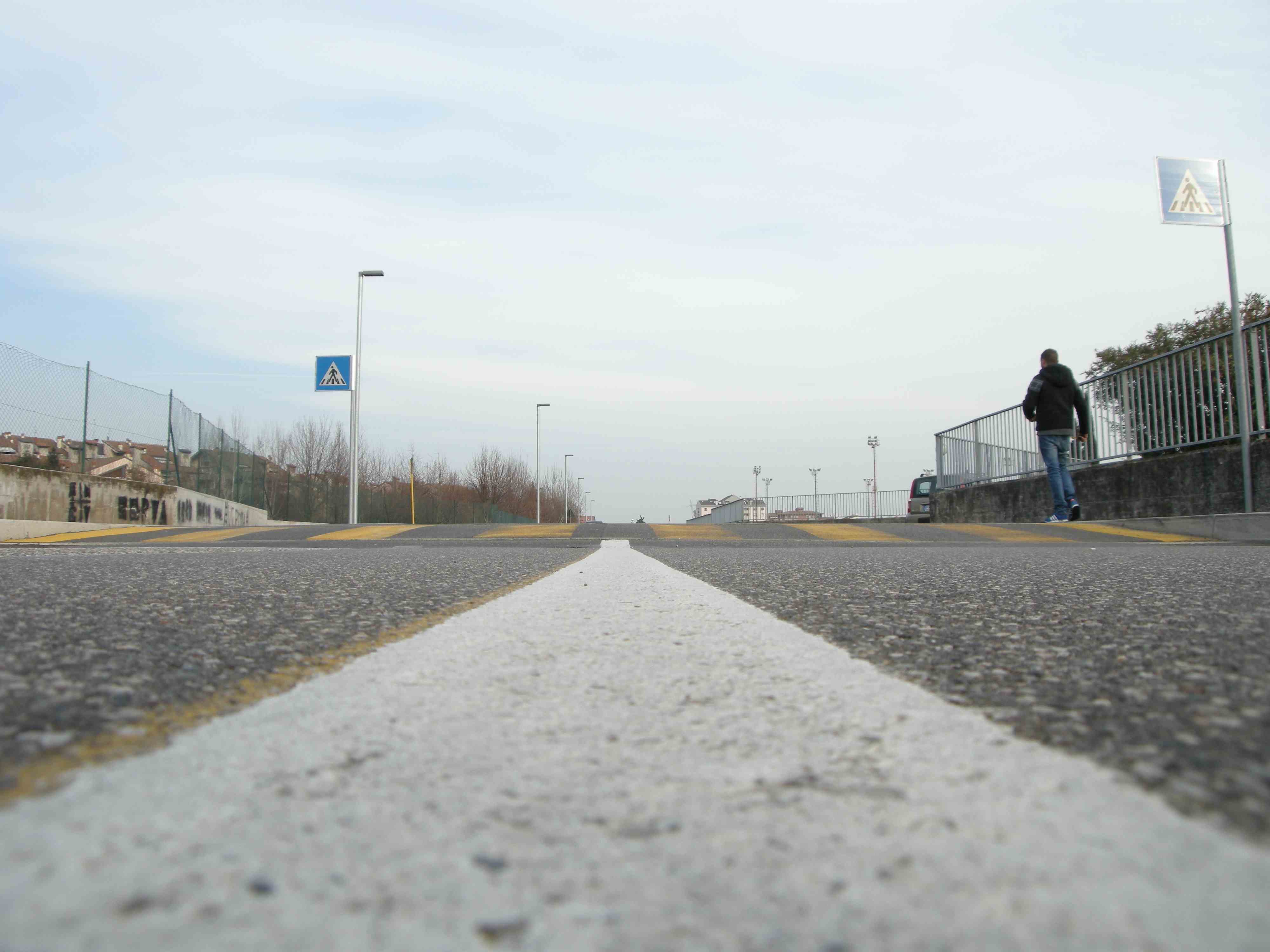 Targhe alterne e blocco totale